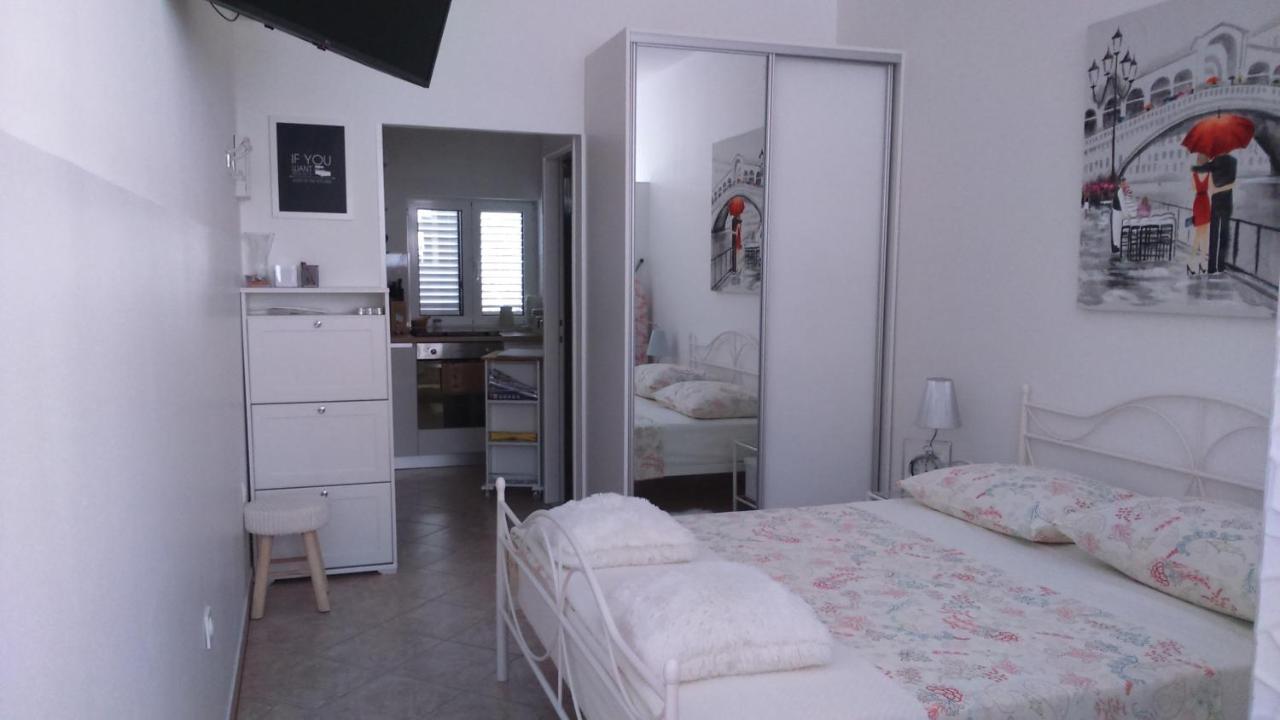 Swiss Holiday 4 Split Luaran gambar